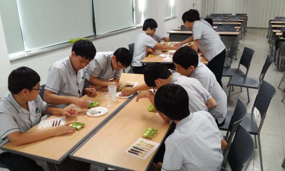 창원중학교 진로탐색-쇼콜라티에 체험활동_3