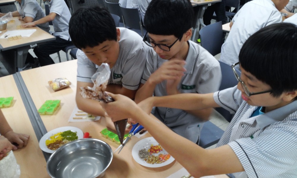 창원중학교 진로탐색-쇼콜라티에 체험활동_7