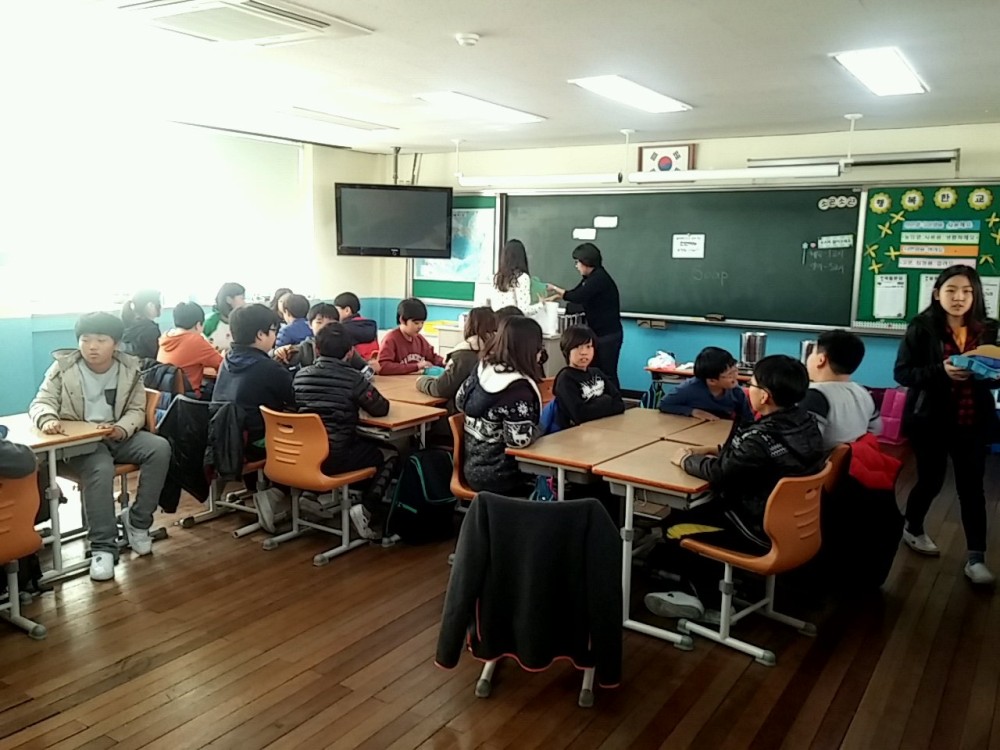 동산초등학교 오감공예체험활동 (한지와 천연비누이야기)_4