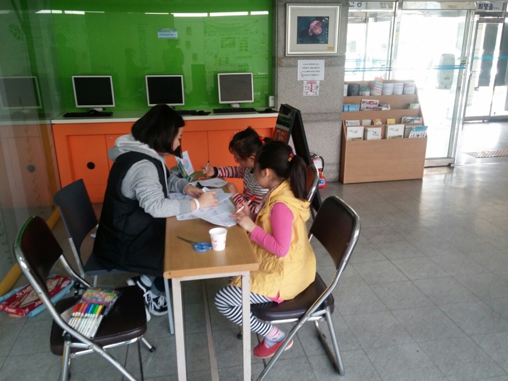 늘재미 봉사단과 함께 하는 3월 토토늘 이야기1(영어부스)_4