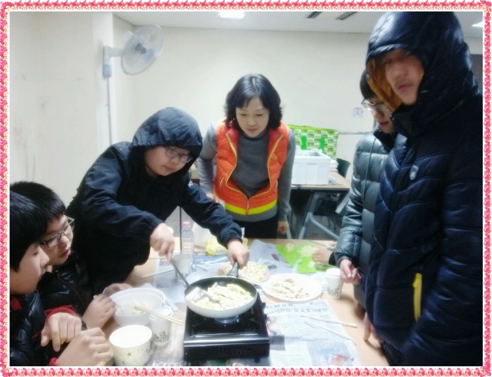 봉림중학교 작품기부봉사활동 +  피자만들기에 도전^^ _14