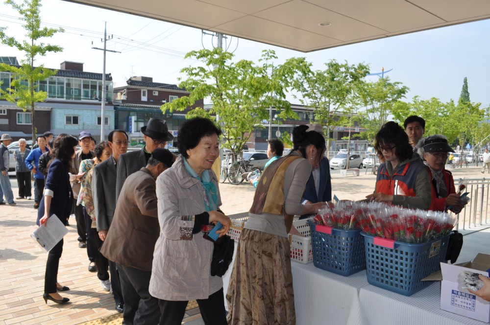 5.8(수) 어버이날 맞이 기념행사 &#034; 위풍당당 건강한 노년&#034;_1
